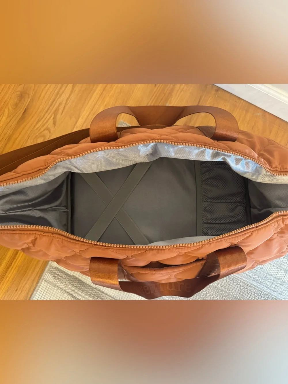 Samantha Brown Portable Cooler Bag in Mocha